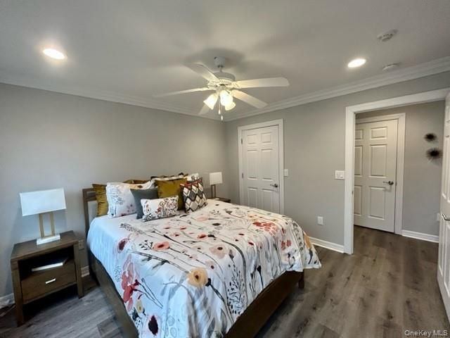 100 Vista View Drive 807, Farmingville, NY 11738