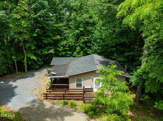 131 Shalom Drive, Elizabethton, TN 37643