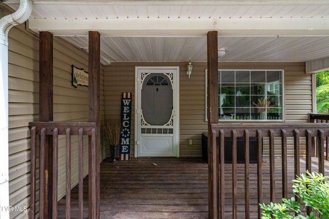 131 Shalom Drive, Elizabethton, TN 37643