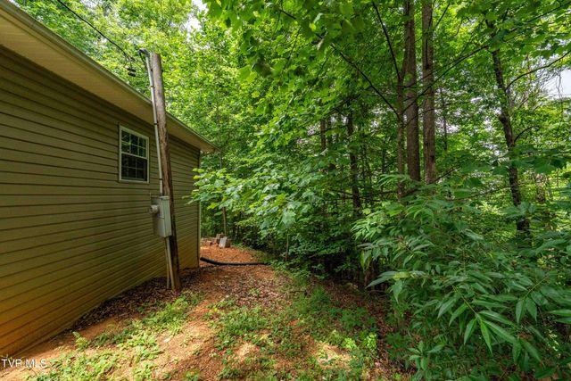 131 Shalom Drive, Elizabethton, TN 37643