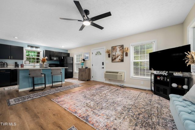 131 Shalom Drive, Elizabethton, TN 37643