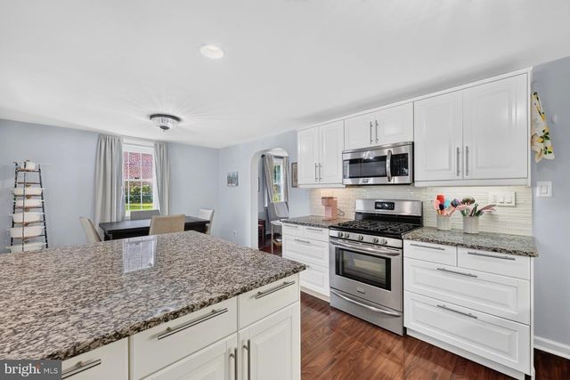 2326 S GILINGER RD, Lafayette Hill, PA 19444