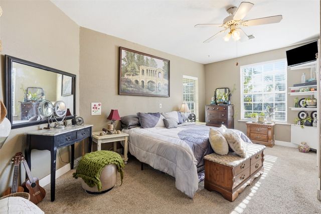 114 S Field Street, Cleburne, TX 76033