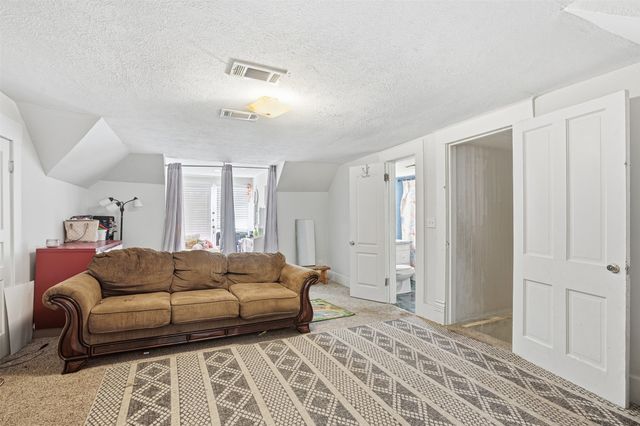 114 S Field Street, Cleburne, TX 76033