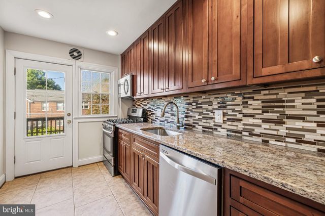 110 BRANDON RD, Baltimore, MD 21212