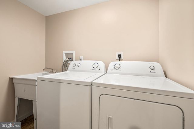 110 BRANDON RD, Baltimore, MD 21212