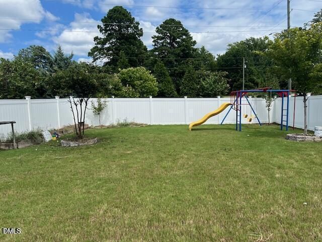 215 Kanewind Terrace, Apex, NC 27523