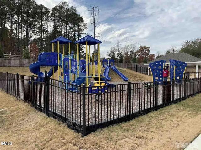 215 Kanewind Terrace, Apex, NC 27523