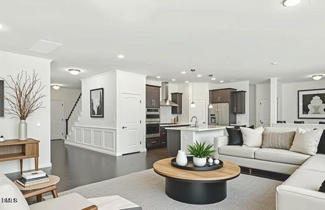 215 Kanewind Terrace, Apex, NC 27523