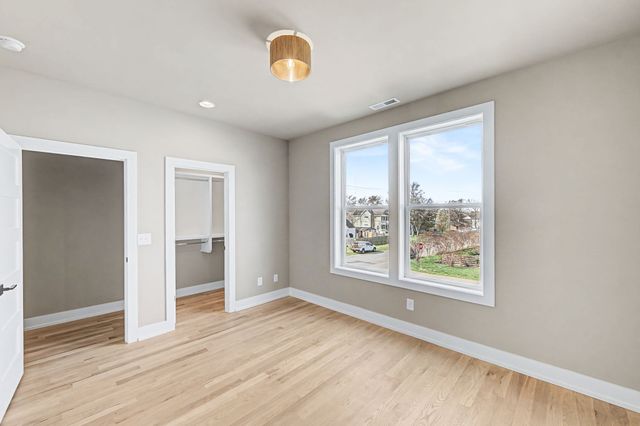 798 45th Ave N, Nashville, TN 37209