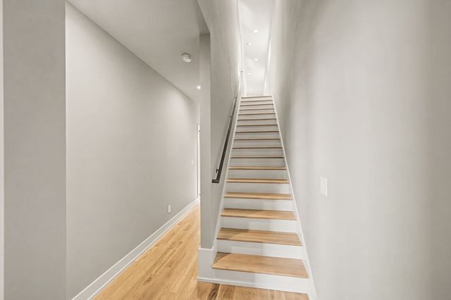 798 45th Ave N, Nashville, TN 37209