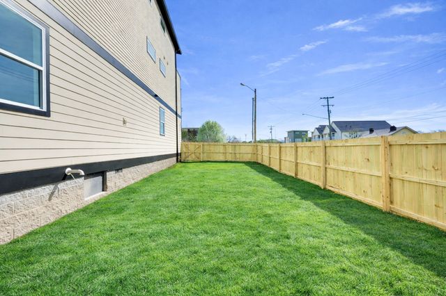 798 45th Ave N, Nashville, TN 37209