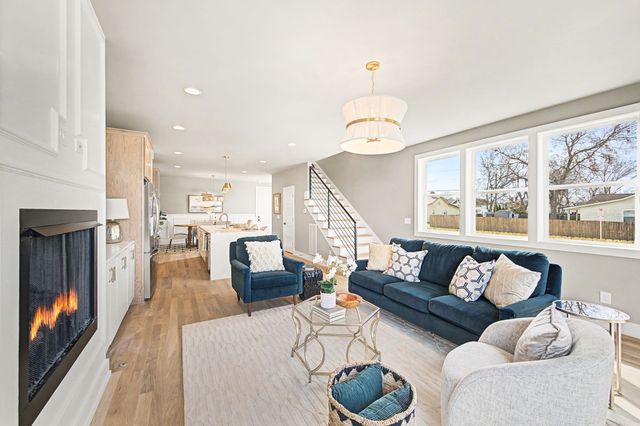 798 45th Ave N, Nashville, TN 37209