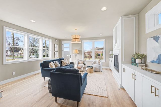 798 45th Ave N, Nashville, TN 37209