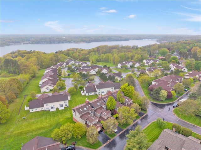 12 Mountain Ash Trl Trail, Webster, NY 14580