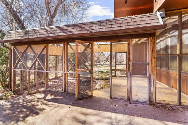 530 N Washington St., Lindsborg, KS 67456