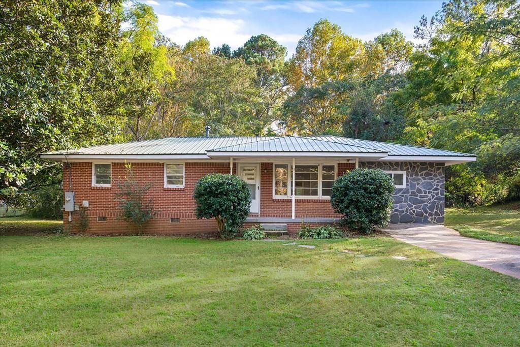 426 Old Sudie Road, Hiram, GA 30141