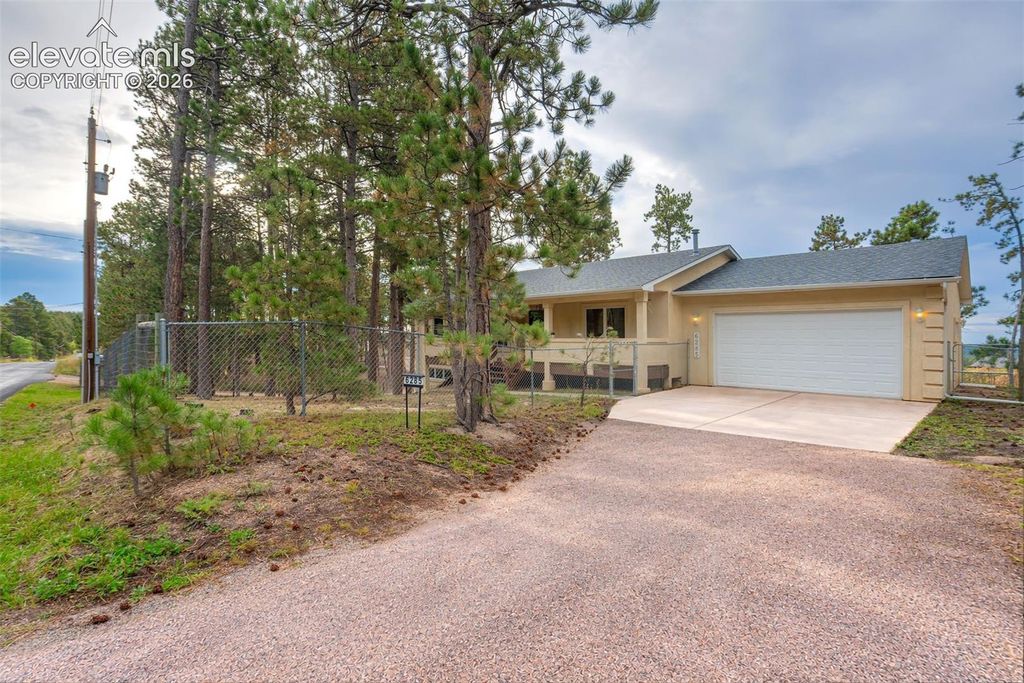 6285 Vessey Road, Colorado Springs, CO 80908 — photo 2