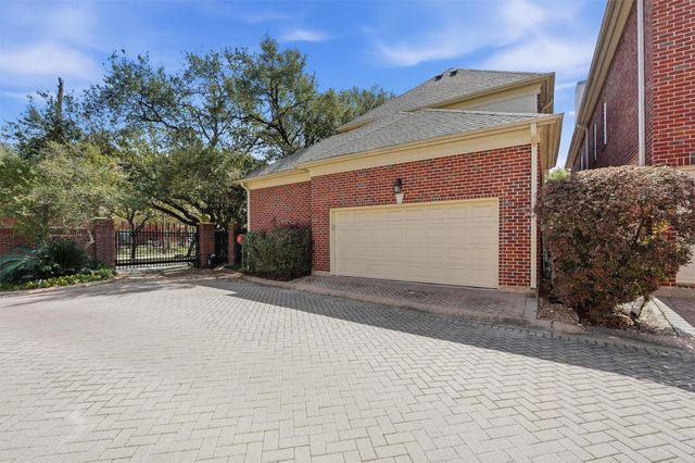 3210 Maroneal Street, Houston, TX 77025