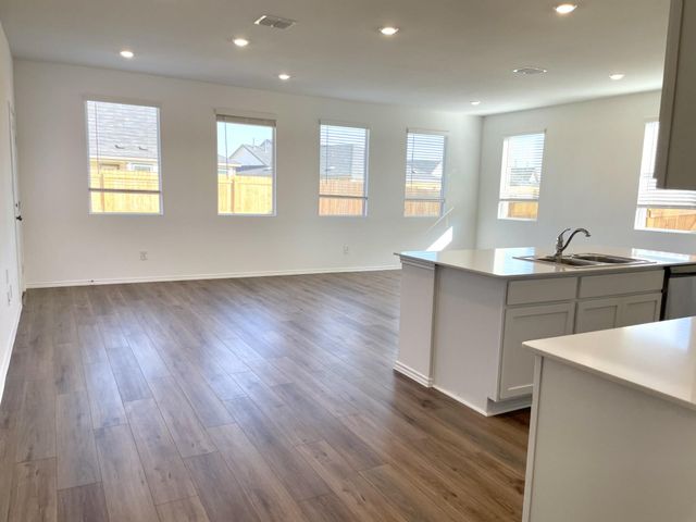 234 Magalia LN, Kyle, TX 78640