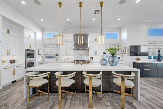 10974 Sanctuary Cove Court, Las Vegas, NV 89135