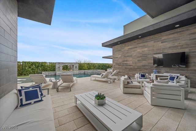 10974 Sanctuary Cove Court, Las Vegas, NV 89135