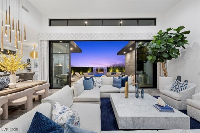 10974 Sanctuary Cove Court, Las Vegas, NV 89135