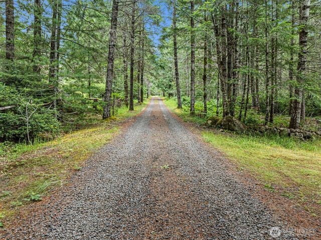 80 NE Smithy Forge Lane, Belfair, WA 98528