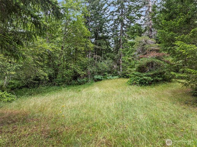 80 NE Smithy Forge Lane, Belfair, WA 98528