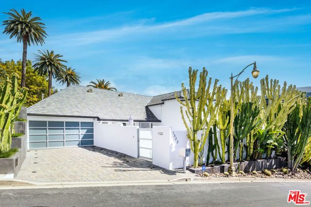 1322 Londonderry Place, Los Angeles, CA 90069