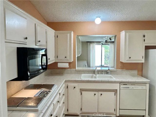 986 Quail Meadows, Santa Maria, CA 93455