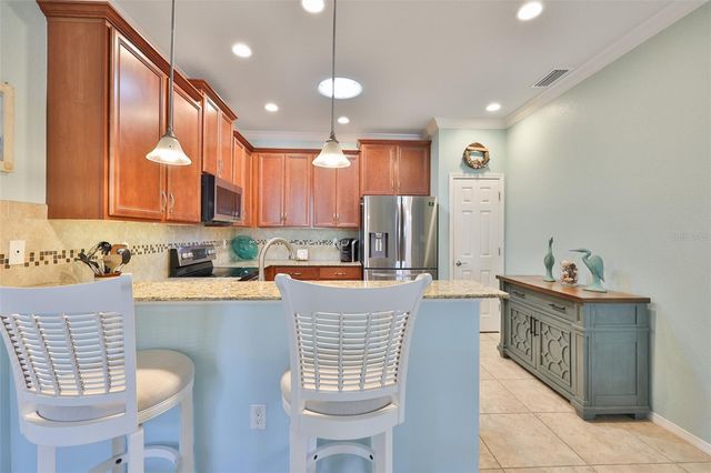 5527 SUNSET FALLS DRIVE, Apollo Beach, FL 33572