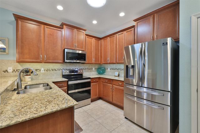 5527 SUNSET FALLS DRIVE, Apollo Beach, FL 33572