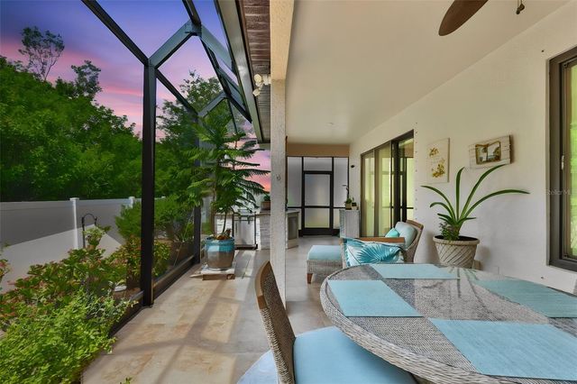 5527 SUNSET FALLS DRIVE, Apollo Beach, FL 33572