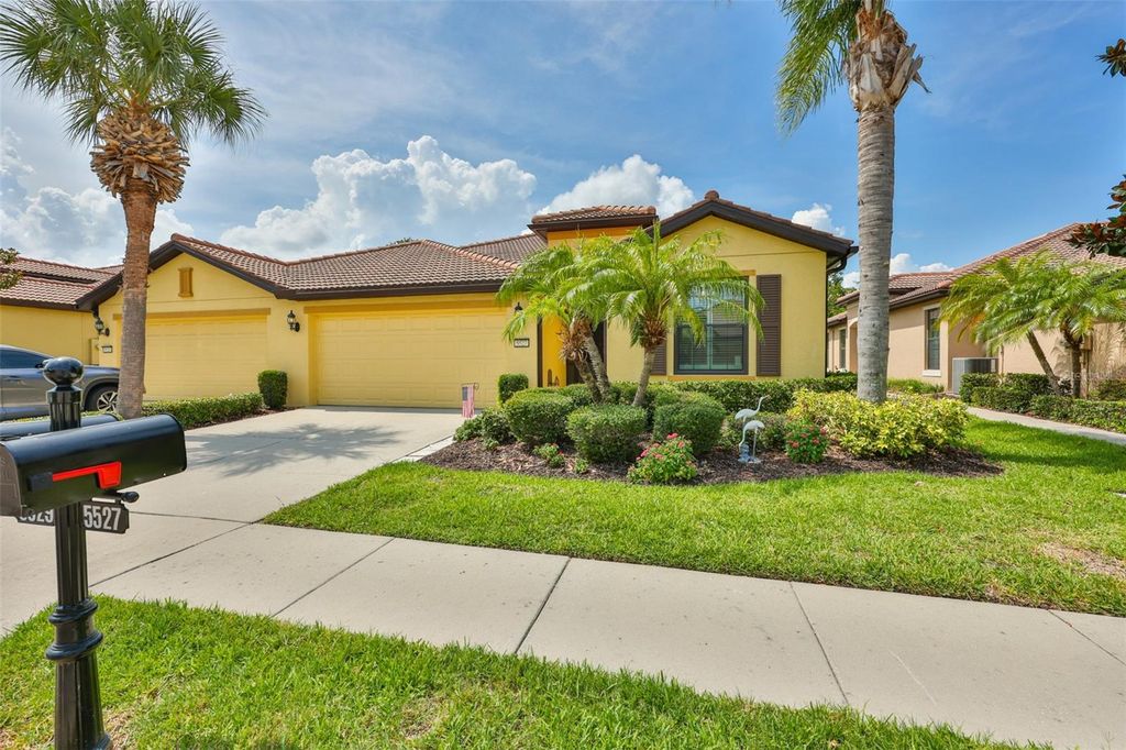 5527 SUNSET FALLS DRIVE, Apollo Beach, FL 33572