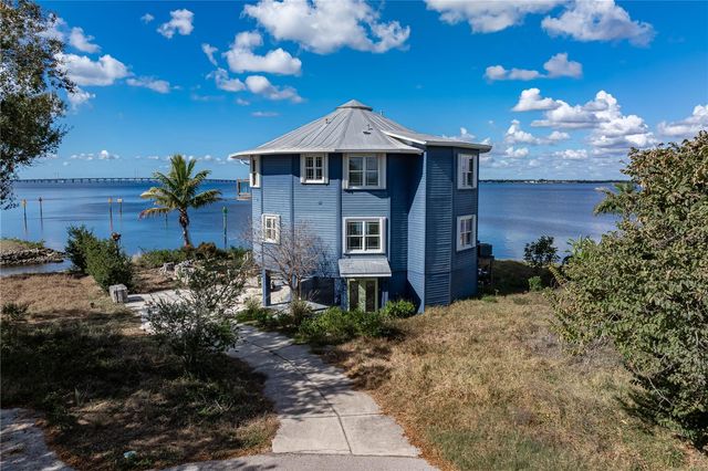 321 BAYRIDGE PLACE, Punta Gorda, FL 33950