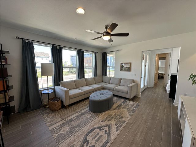 4412 Tilley ST E, Austin, TX 78723
