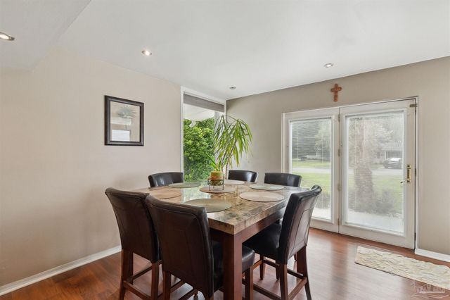 116 Julia Way, Gulf Breeze, FL 32561