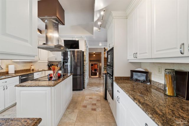 116 Julia Way, Gulf Breeze, FL 32561