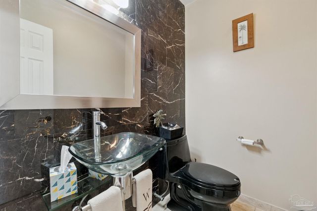 116 Julia Way, Gulf Breeze, FL 32561