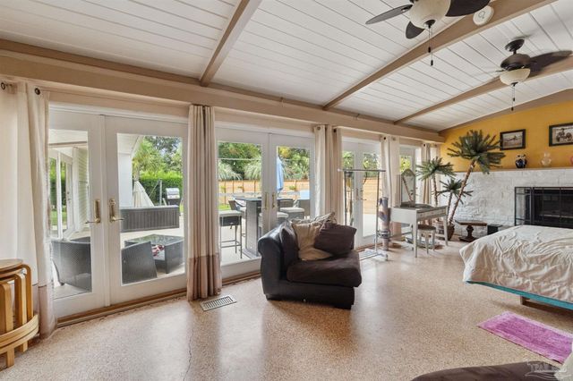 116 Julia Way, Gulf Breeze, FL 32561