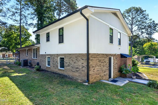 1403 Maple Avenue, Apex, NC 27502