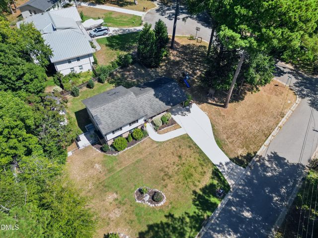 1403 Maple Avenue, Apex, NC 27502