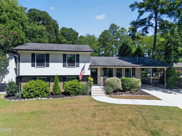 1403 Maple Avenue, Apex, NC 27502