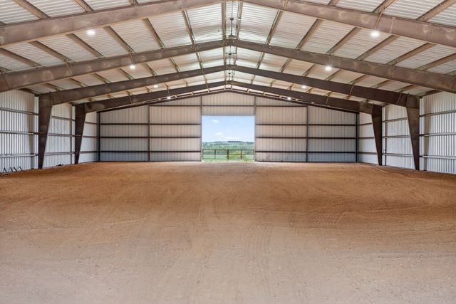 3601 W Fm 4, Cleburne, TX 76033