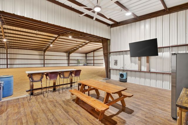 3601 W Fm 4, Cleburne, TX 76033