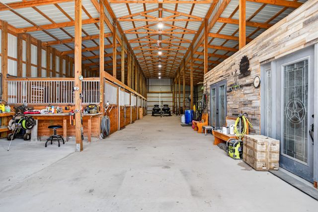 3601 W Fm 4, Cleburne, TX 76033