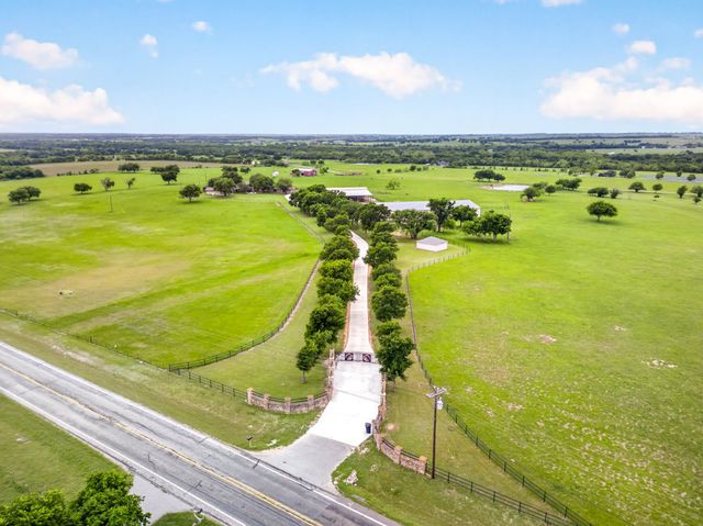 3601 W Fm 4, Cleburne, TX 76033
