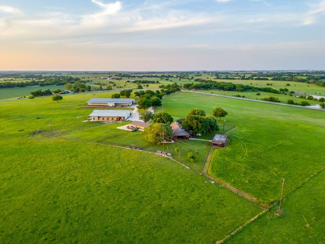 3601 W Fm 4, Cleburne, TX 76033