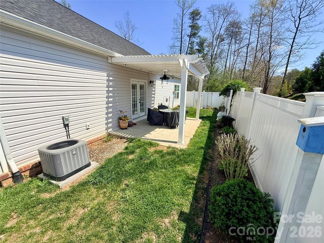 3620 Lake Drive, Morganton, NC 28655
